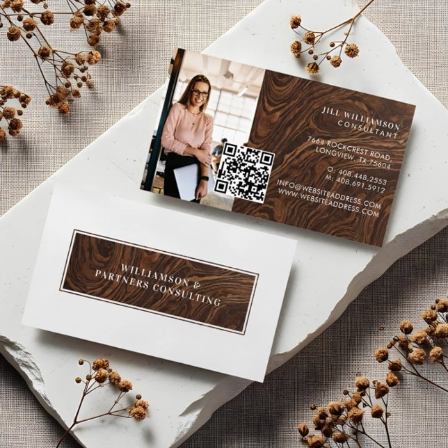 Minimal Modern Elegant Woodgrain Photo QR Code Business Card (Minimal Modern Elegant Woodgrain Photo QR Code Business Card)