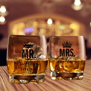 Minimal Script Custom Wedding Set of 2 Whiskey Glass