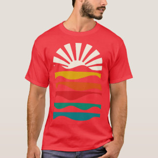 Minimal sunrise and waves TShirt