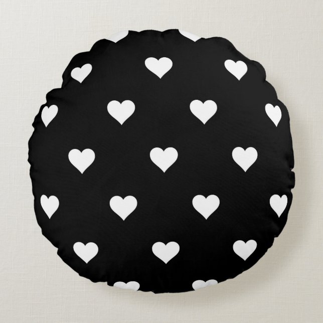 Minimalist Black and White Heart Pattern Round Cushion (Front)