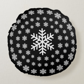 Minimalist Black and White Snowflakes Mandala Round Cushion