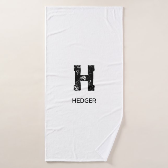 MINIMALIST BLACK ONE LETTER MONOGRAM NAME WHITE BATH TOWEL (Bath Towel)