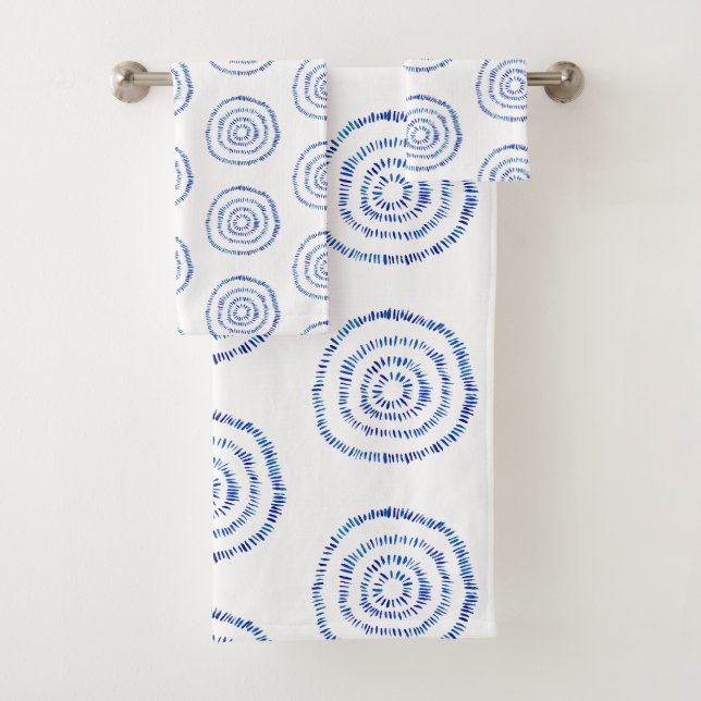 Minimalist Blue Circle Boho Bath Towel Set (Insitu)