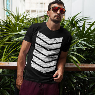 Minimalist Chevron   Stylish Summer T-Shirt