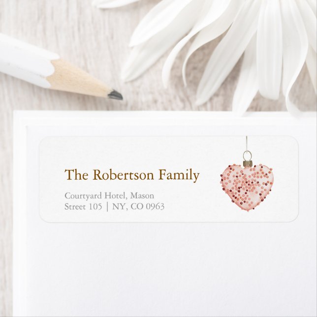 Minimalist Christmas Heart Ornament (Insitu)