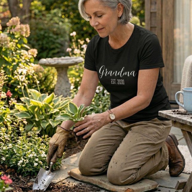 Minimalist Grandma Established White Script Text T-Shirt (Creator Uploaded)