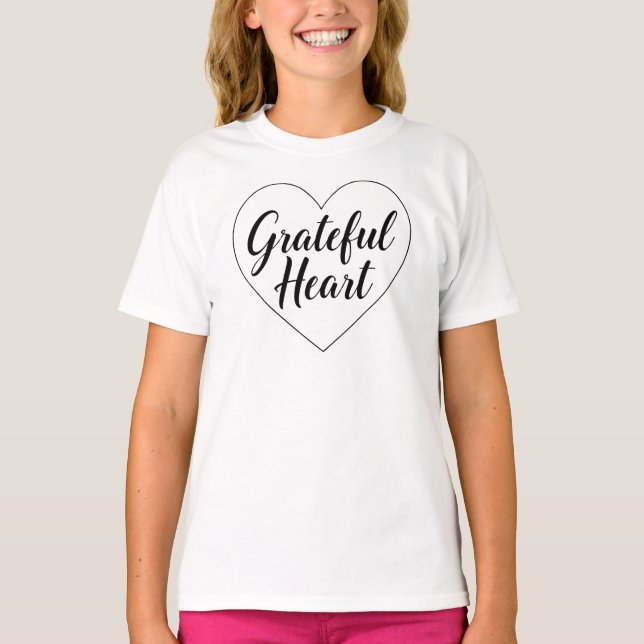 Minimalist "Grateful Heart" Quote T-Shirt (Front)