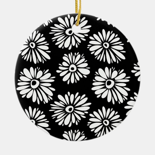 Minimalist Groovy Black and White Daisy Pattern Ceramic Tree Decoration (Front)