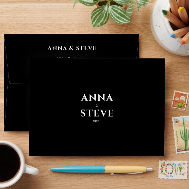 Minimalist Modern Simple Modern Black Wedding Envelope (Desk)