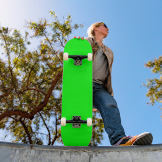 Minimalist Modern Solid Line Green Colour Skateboard