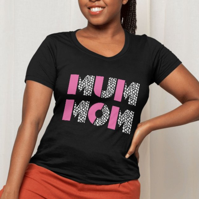 Minimalist MUM MOM Typography – Modern Mother T-Shirt (Mom mum Shirt)