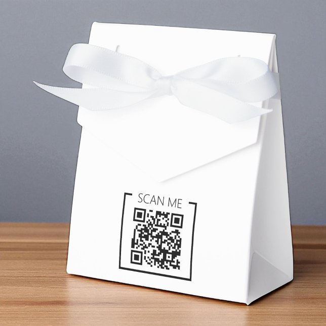 Minimalist QR Code Scan Me Business Favour Box (Creator Uploaded)