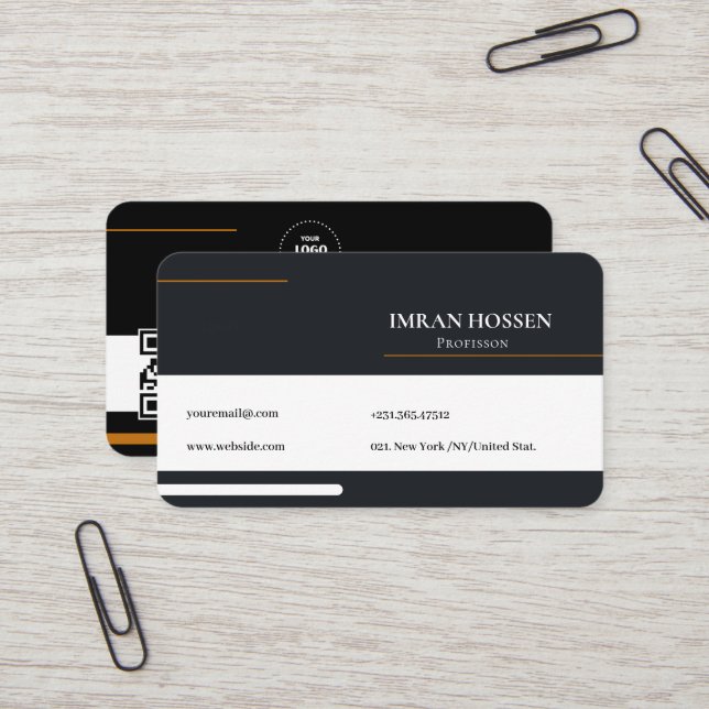 Minimalist qr cood business card (Front/Back In Situ)