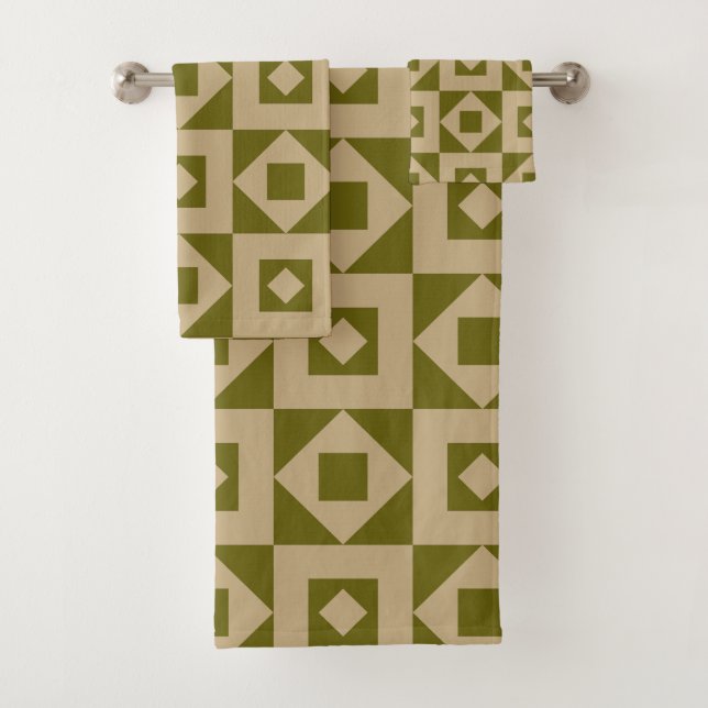 Minimalist Quilt Olive Green Bath Towel Set (Insitu)