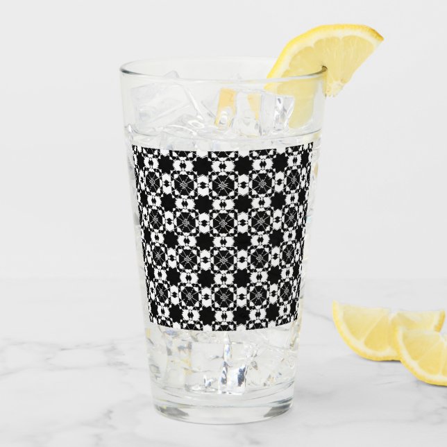 Minimalist retro check pattern – Monochrome design Glass (Back Ice)