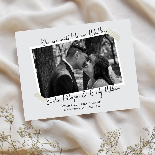 Minimalist simple wedding  invitation (Creator Uploaded)