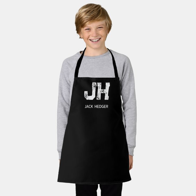 MINIMALIST WHITE TWO LETTER MONOGRAM NAME BLACK APRON (Worn)