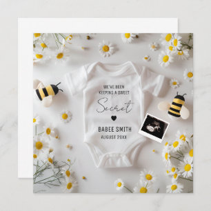 Minimalistic Bee Pregnancy Announcement
