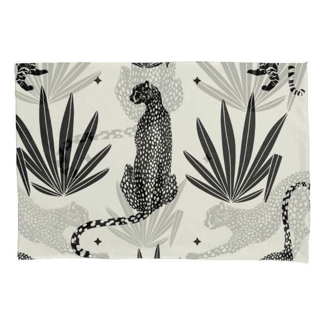 Minimalistic Cheetah Illustration Vintage Pillowcase (Front)