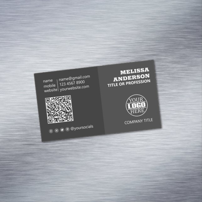 Minimalistic Dual Tone  Business Card (In Situ)