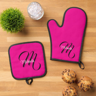Minimalistic modern monogram initial name hot pink oven mitt & pot holder set