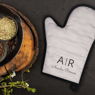 Minimalistic Monogram Initial & Name Pastel Pink Oven Mitt & Pot Holder Set