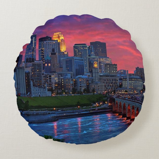 Minneapolis Eye Candy Round Cushion (Front)