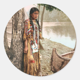 Minnehaha 1897 classic round sticker