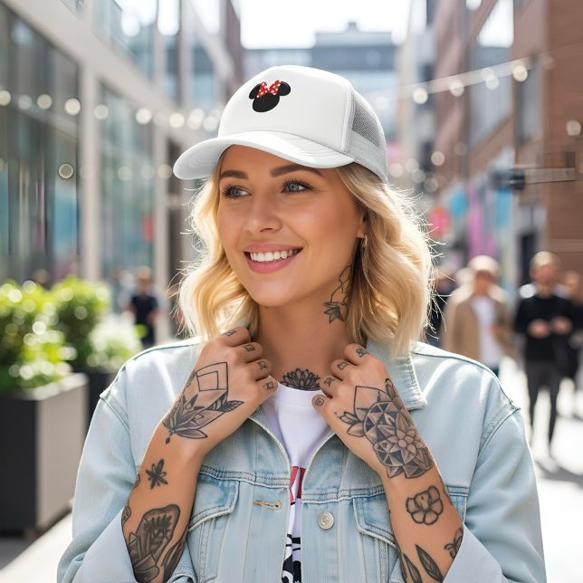 Minni Trucker Hat (Creator Uploaded)