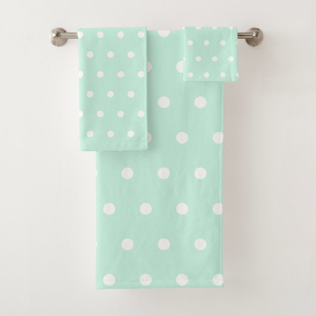 Mint Green Polka Dot Bath Towel Set (Insitu)