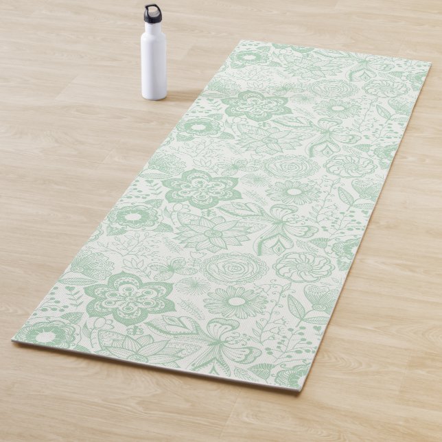 Mint-green retro flowers pattern yoga mat (In Situ)