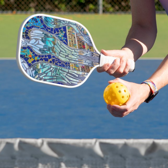 Mirror, mirror, tell me... pickleball paddle (Insitu)