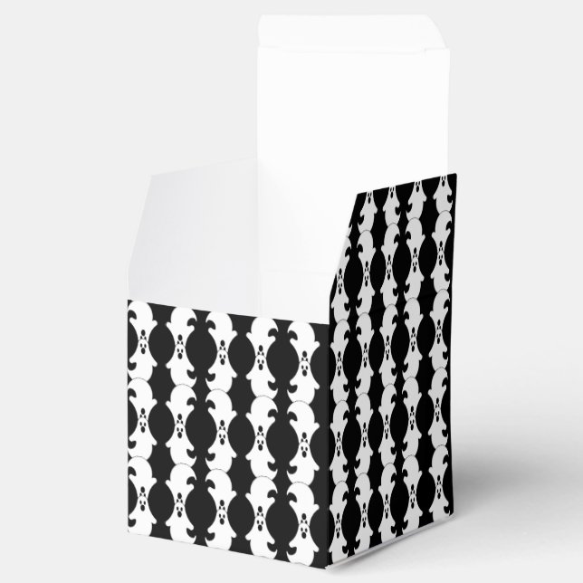 Mirrored Ghost Pattern Favour Box (Opened)