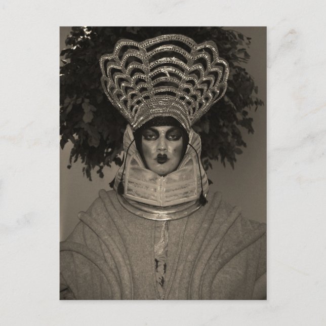 Miss Hryggur portraiture postcard (Front)