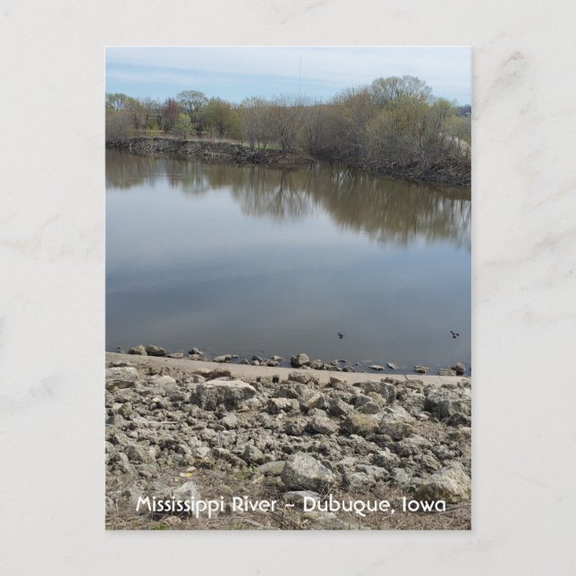 Mississippi River, Dubuque, Iowa Photo Postcard (Front)