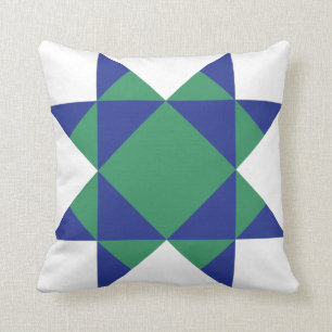 Missouri Star Throw Pillow   Barn Quilt