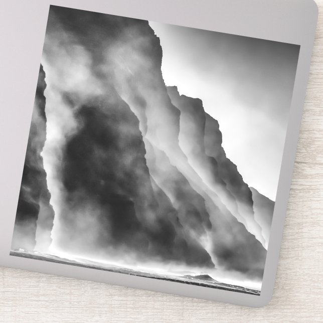 Mist on the rocks (Detail)