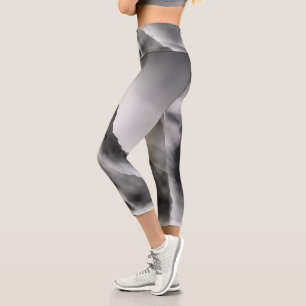 Mist on the rocks capri leggings