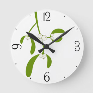 Mistletoe Round Clock