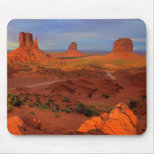 Mittens, Monument valley, AZ Mouse Mat