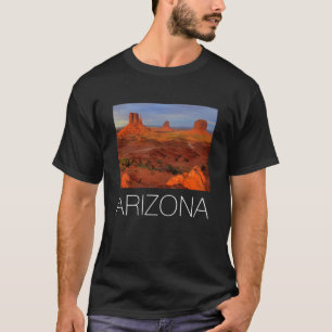 Mittens, Monument valley, AZ T-Shirt