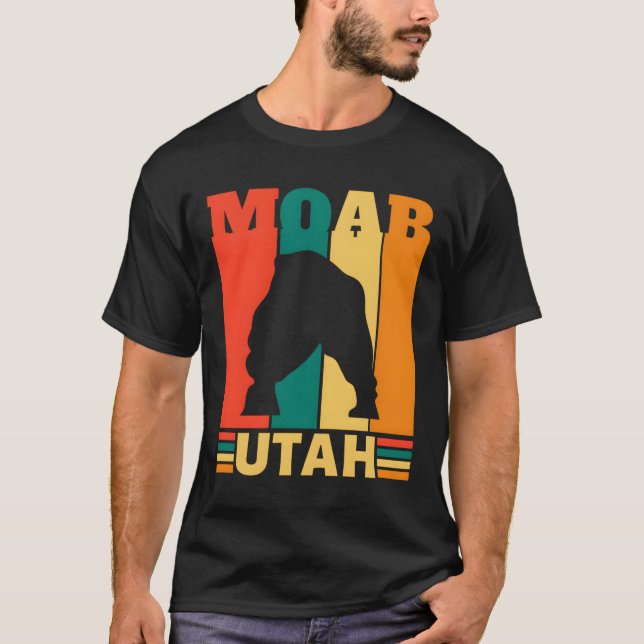 Moab Utah � Spirit of Australia T-Shirt (Front)