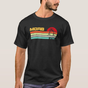 Moab Utah Vintage Sunset Arches Adventure Outdoors T-Shirt