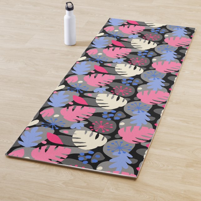Mod Monstera Leaf Abstract Hawaiian Tropical -Grey Yoga Mat (In Situ)