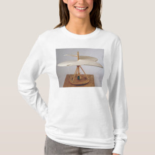 Model reconstruction of da Vinci's design T-Shirt