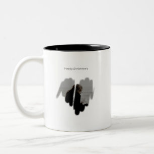 Moderate Graffiti Sprayed Heart Frame Two-Tone Coffee Mug