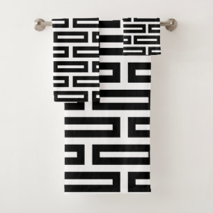 Modern Abstract Geometric Shapes in Black & White  Bath Towel Set
