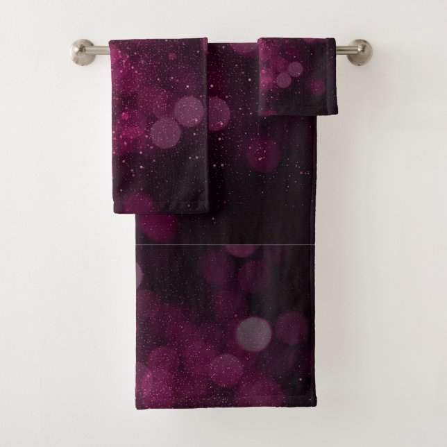 Modern Abstract Red Plum Color Bath Towel Set (Insitu)