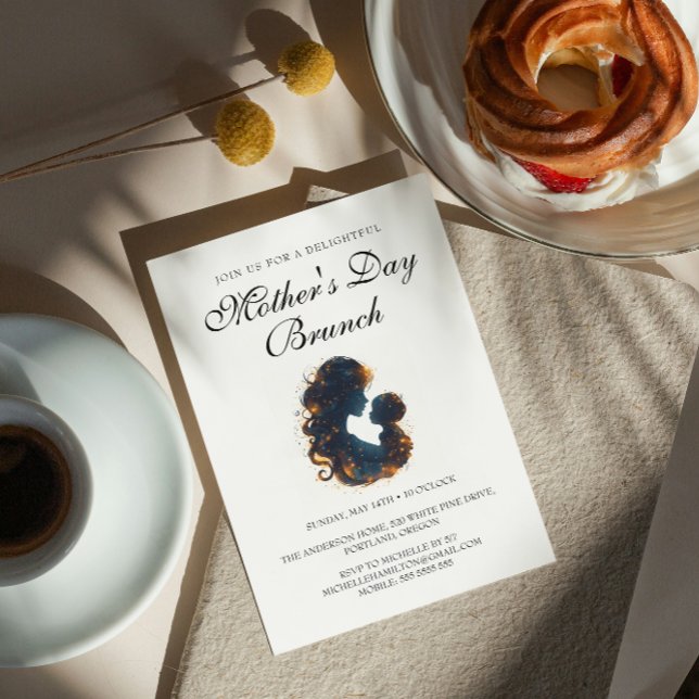 Modern and Simple Mother's Day Brunch Invitation (Creator Uploaded)