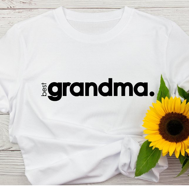Modern Best Grandma Basic Woman's T-shirt (Creator Uploaded)